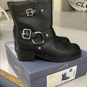 New with Tags boots